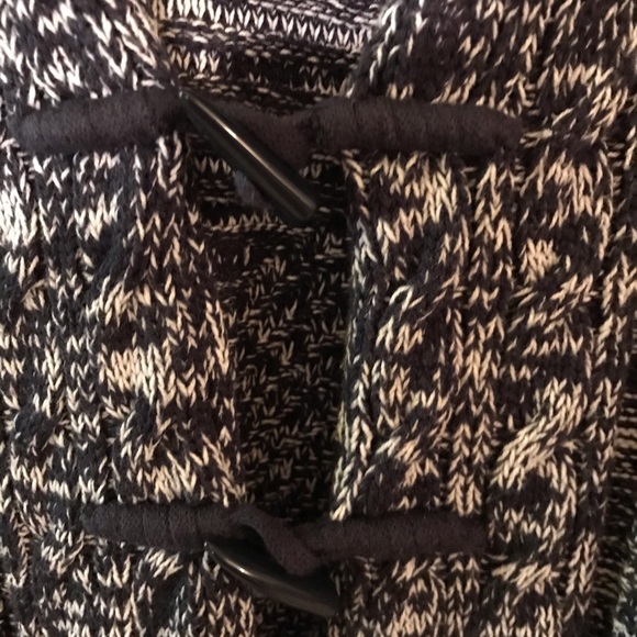 Christopher an banks cardigan - Picture 3 of 5